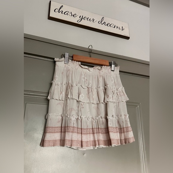 Ocean Drive  ruffle skirt Women's size Medium - Picture 6 of 6